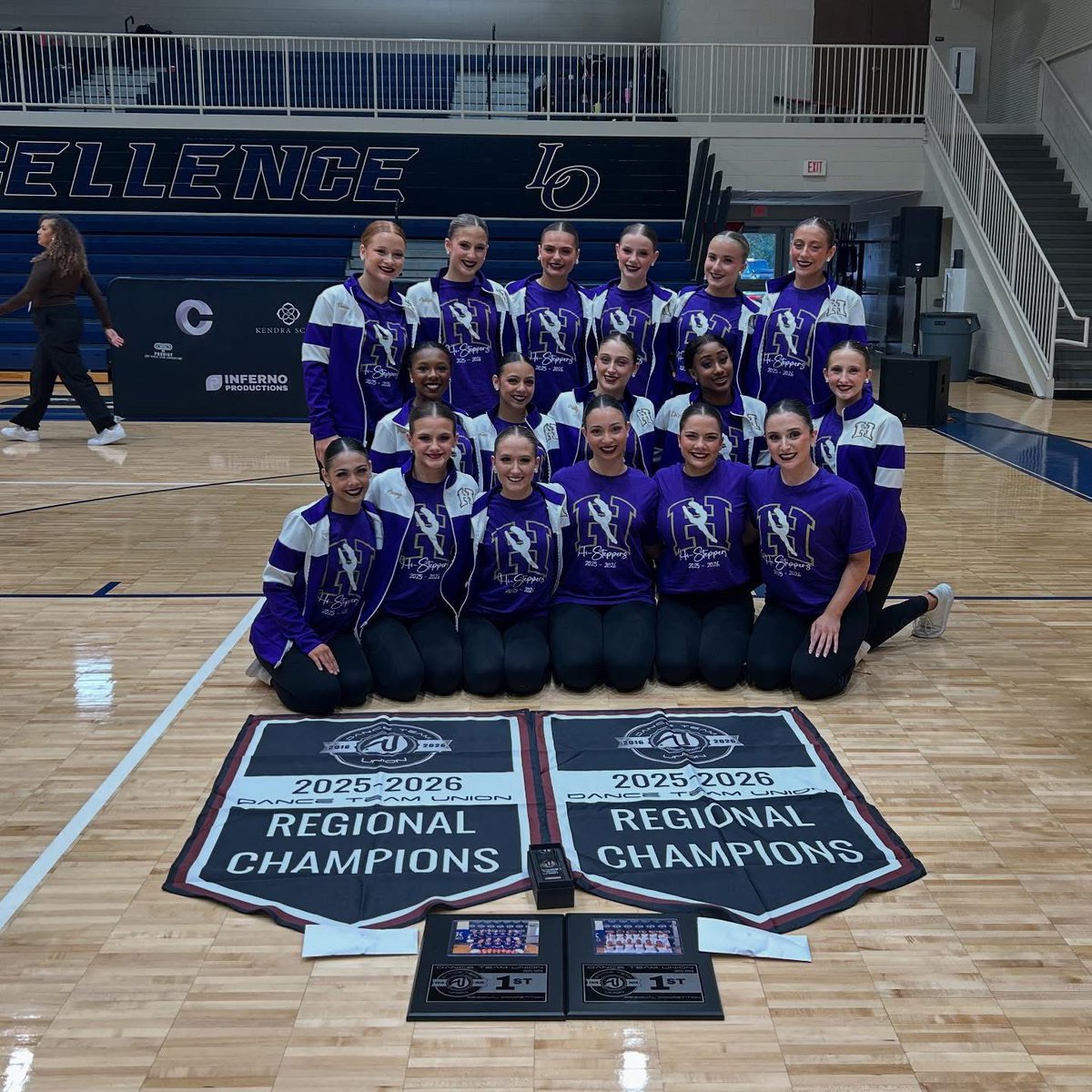hahnvillesports's tweet image. Congratulations to our Hi-Steppers for a successful day at December Regionals 🎉🐅

🥇 Varsity Jazz
🥇 Varsity Pom

Showmanship Award - Varsity Jazz

#onestepatatime