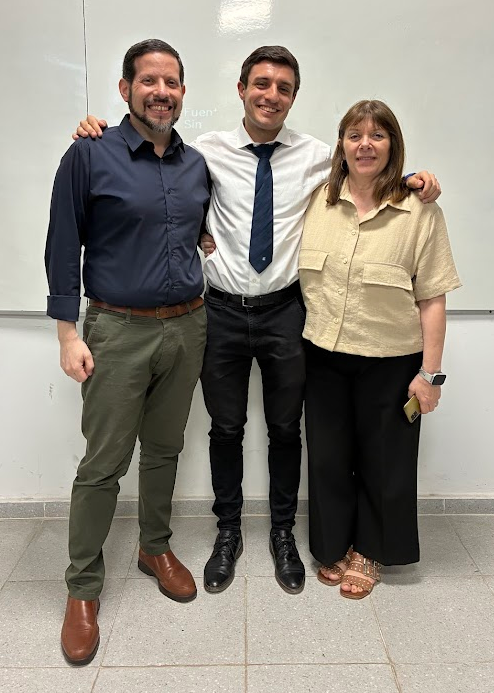 Adrián Moneta Pizarro tweet media