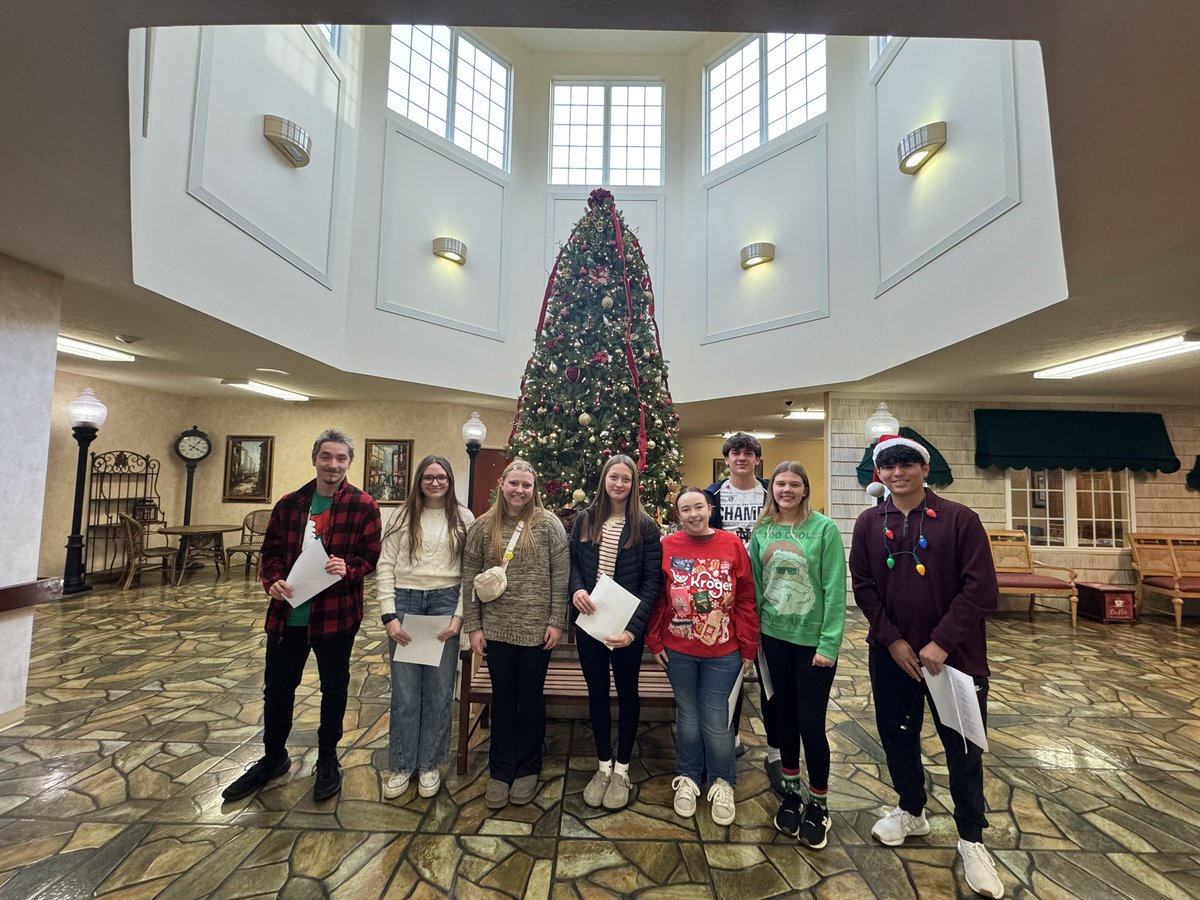 The GCHS Spanish Honor Society was spreading holiday cheer to the residents at Springhurst. ¡Feliz Navidad!