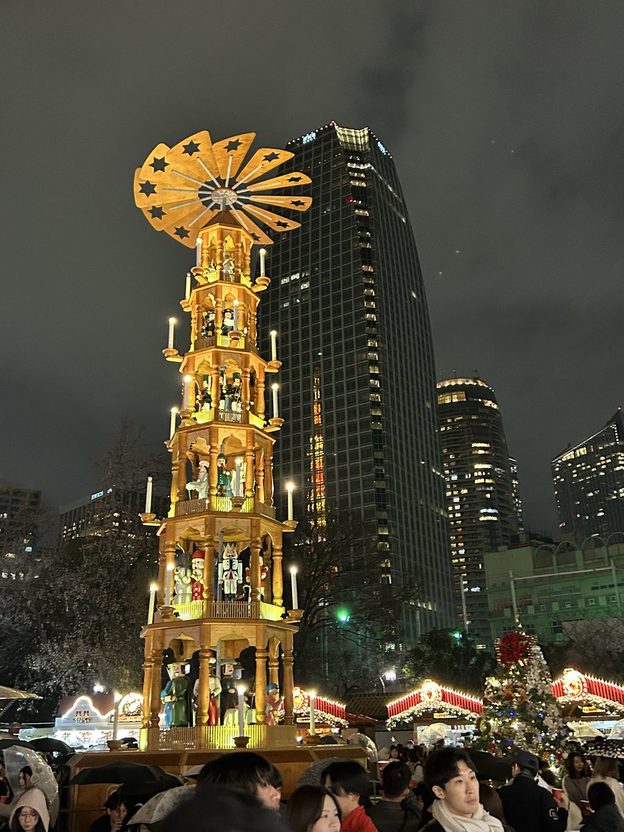 tetsu66J's tweet photo. クリスマスマーケット行ってみた https://t.co/r8U45I56lU