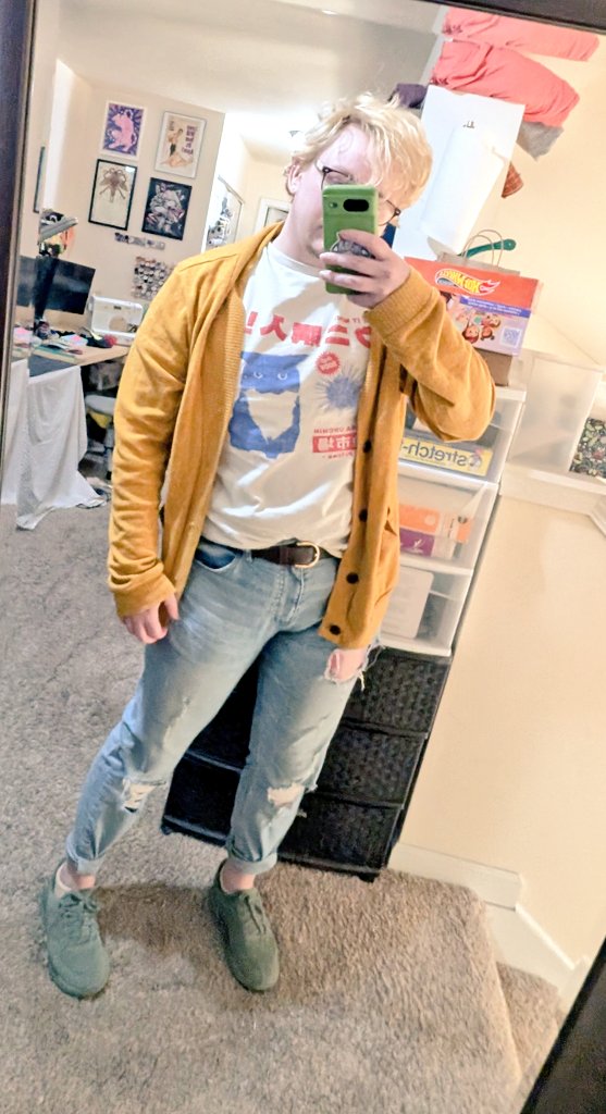 My outfit today was the strongest <a href="/unicouniuni3/">I'm Uni :3</a>