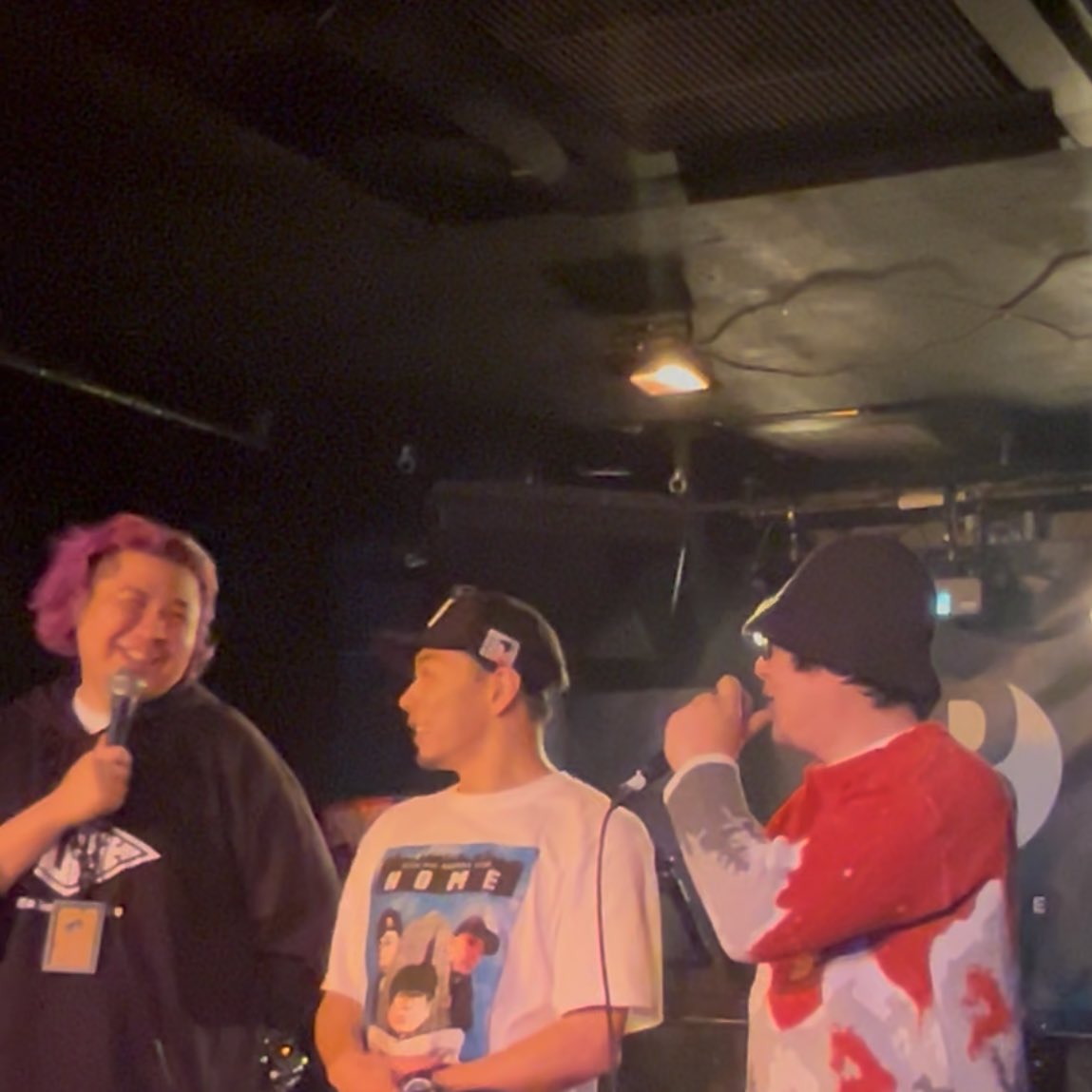 よしを tweet media