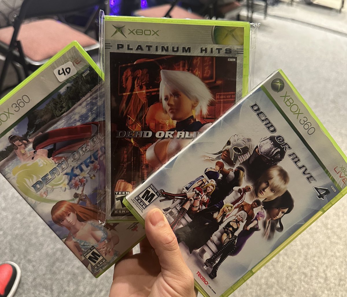 nykko28's tweet photo. On the hunt for DOA games today at @sacgamersexpo. Picked up a few games to get my collection back up!
#deadoralive4 #doa4 #deadoralive3 #doax2 #doa3 https://t.co/EOpZvwCqht