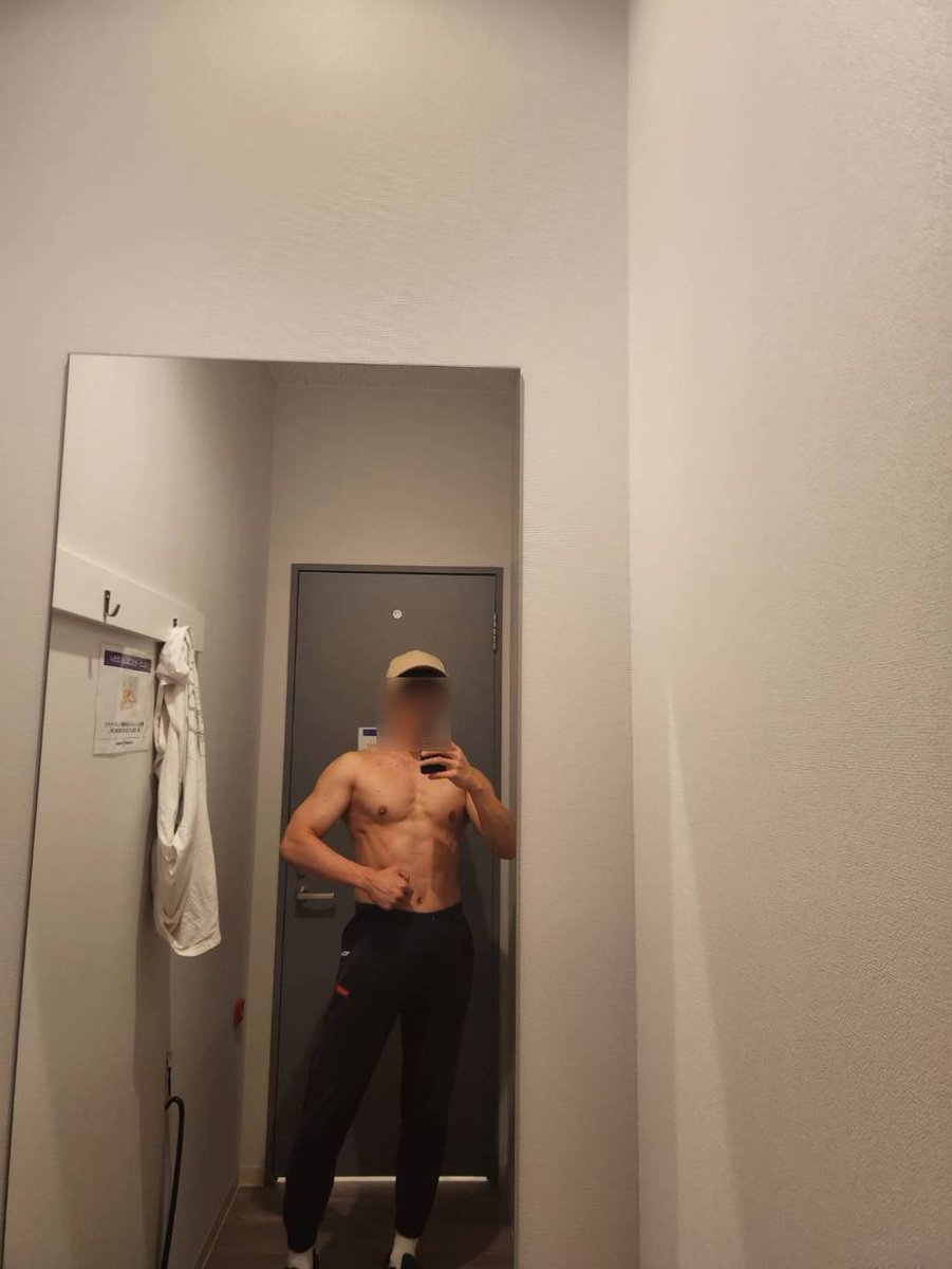 おはようございます！
今日は胸、腹の日です

苦手な大掃除やるか

#筋トレ好きと繋がりたい