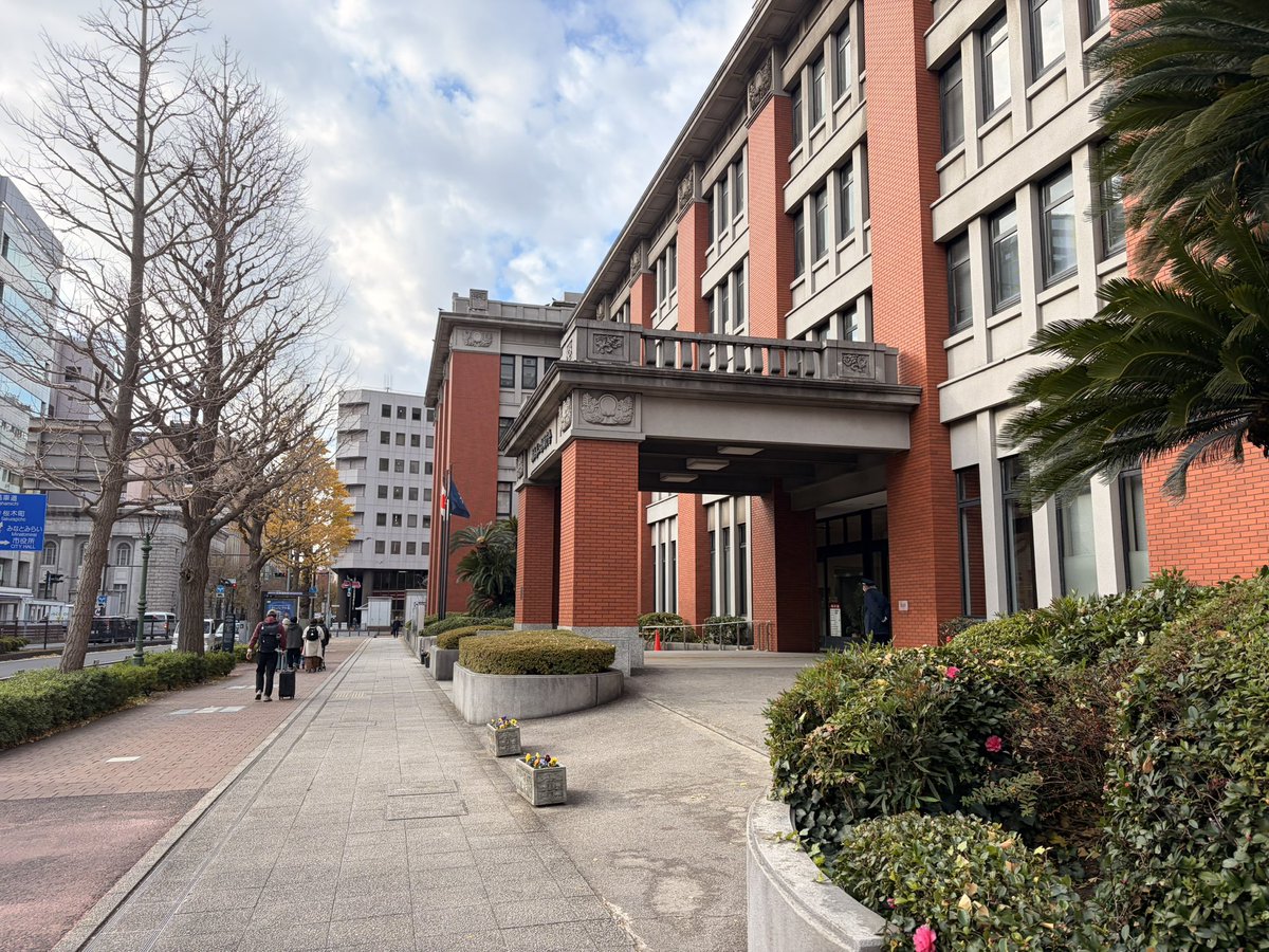 naccho0131's tweet photo. 先日は打ち合わせの為に横浜へ。
関東運輸局に行く度に海技試験を思い出す。
某電動船のプロジェクトがんばります💪 https://t.co/nQyEE4aCXL