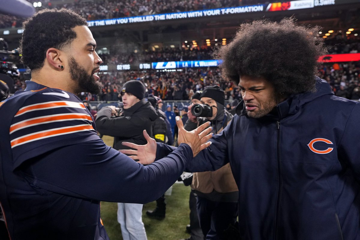 Caleb Williams and Rome Odunze after the Bears win