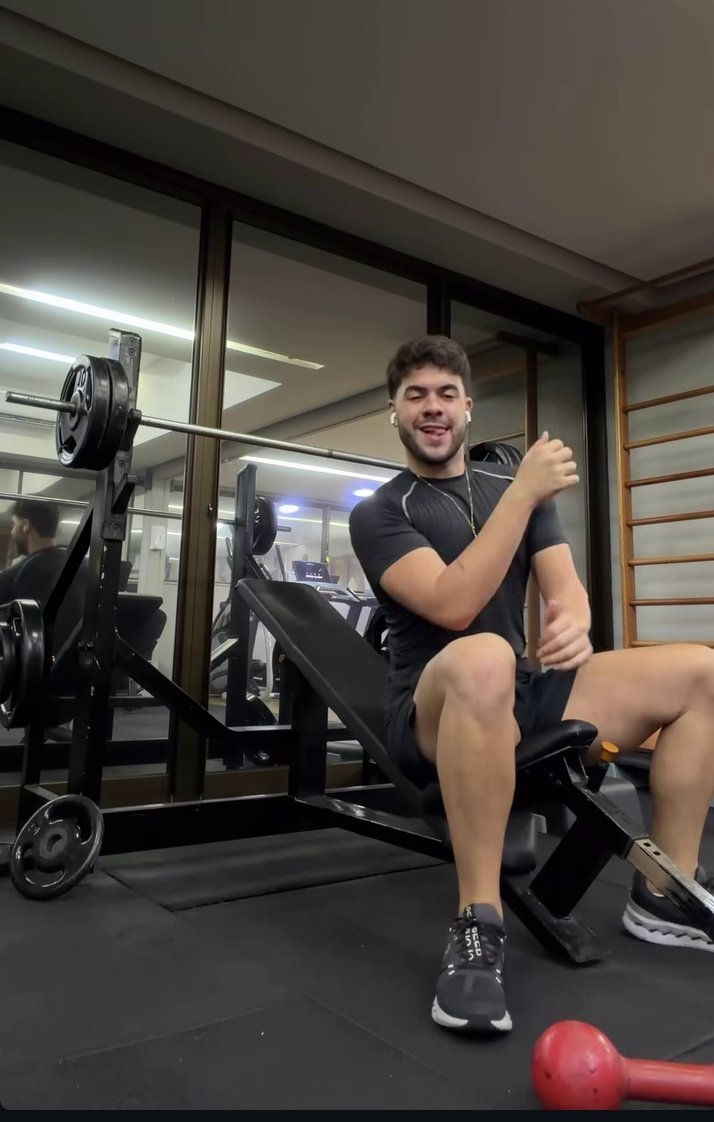 Ta de parabéns 👏🏻 isso é foco de verdade, está hora ,☺️ o preço que pagamos pra sermos uma gostosa