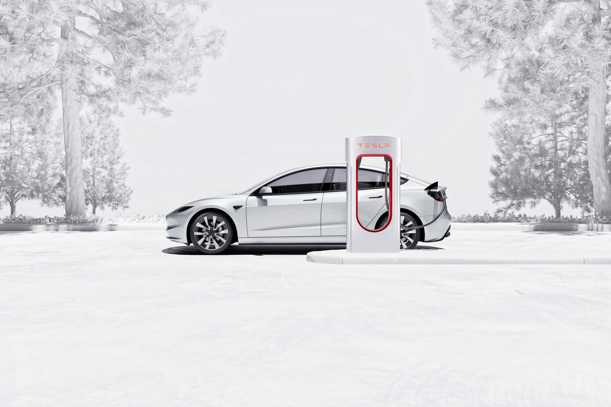 Winter Solstice chills❄️ Tesla warms the ride☀️