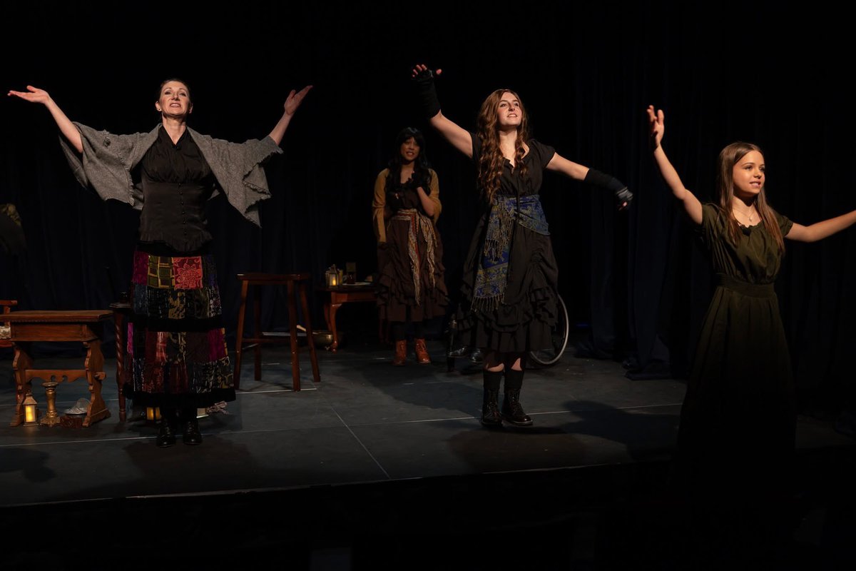 YouConnectionYC's tweet image. Amazing performances of “Gift of the Magi” this weekend at Cox Playhouse! Check out all we are doing at youconnection.org #Theater #film #Christmas #Christian #Webseries