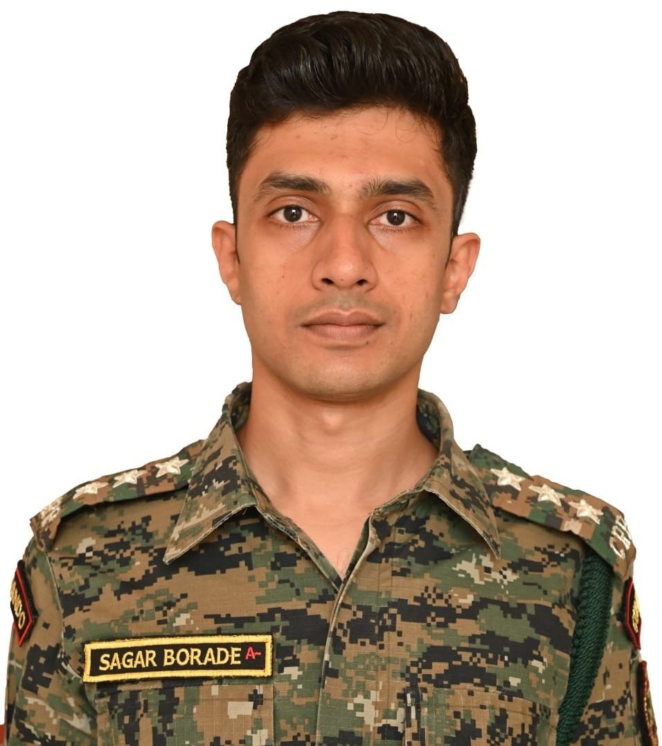 CRPF के असिस्टेंट कमांडेंट सागर बोराडे: देश सेवा में खोया पैर, लेकिन हौसला अब भी अटूट newsofparamilitary.com/crpf-assistant…