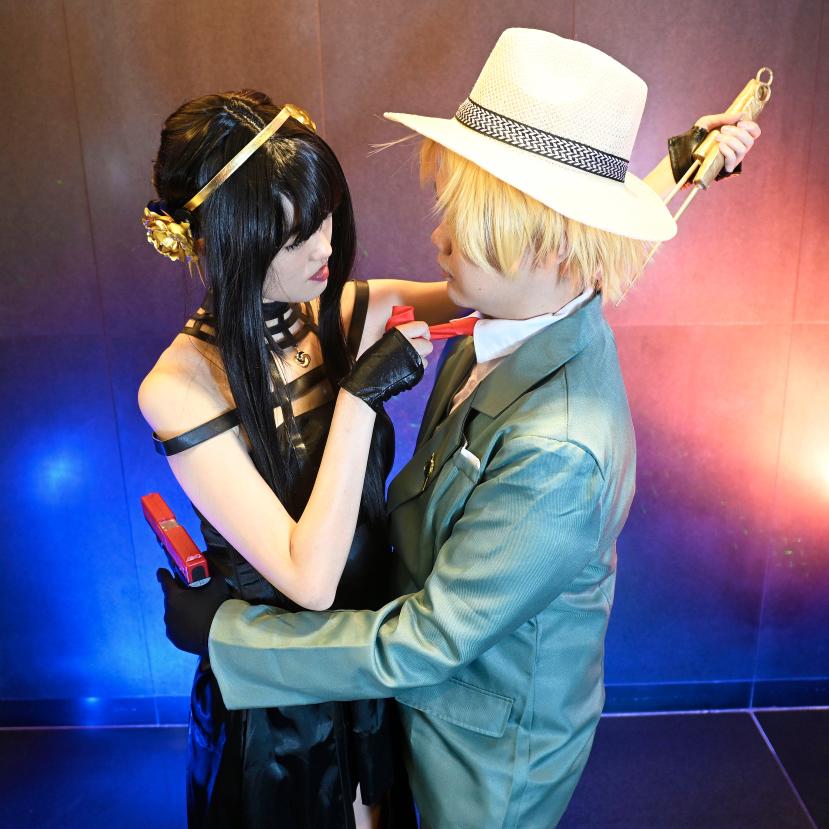 DACaptJules's tweet photo. And of course, a special thank you to
ivoryvt_shizukacos (IG) / @IvoryVT_ (X), my wonderful Yor Briar who made getting back into cosplay &amp; the scene feel all the more special💕

Shoutout to john_seah_productions &amp; ericleeinsg (IG) for capturing the last 2 shots respectively! https://t.co/c0cOeXruXK