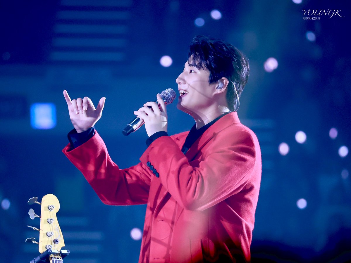 251220 약속 ✨🦊🐶✨
#데이식스 #day6 #영케이 #youngk #도운 #dowoon