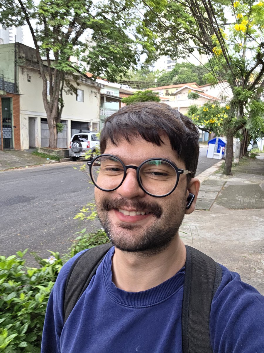 afeminado discreto tweet media