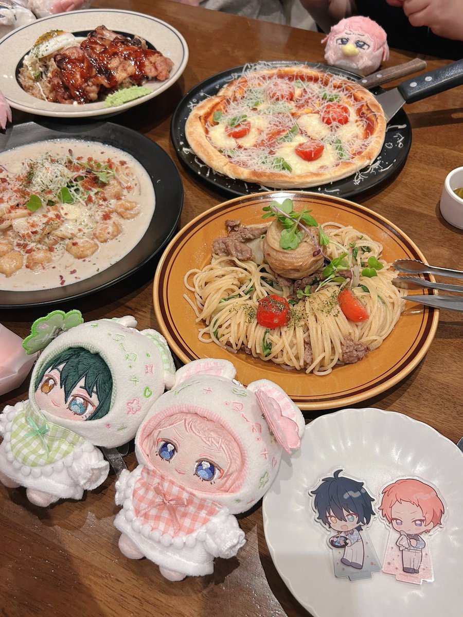 못생겼네 식탁에서 나가