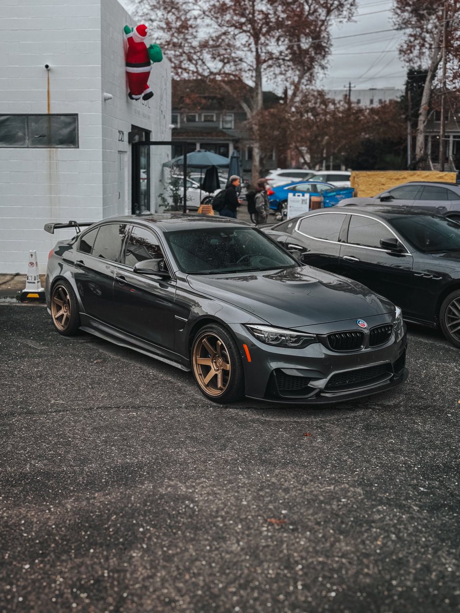 FATL322's tweet photo. BMW 🤝 VOLK https://t.co/dJvTM0sFLu