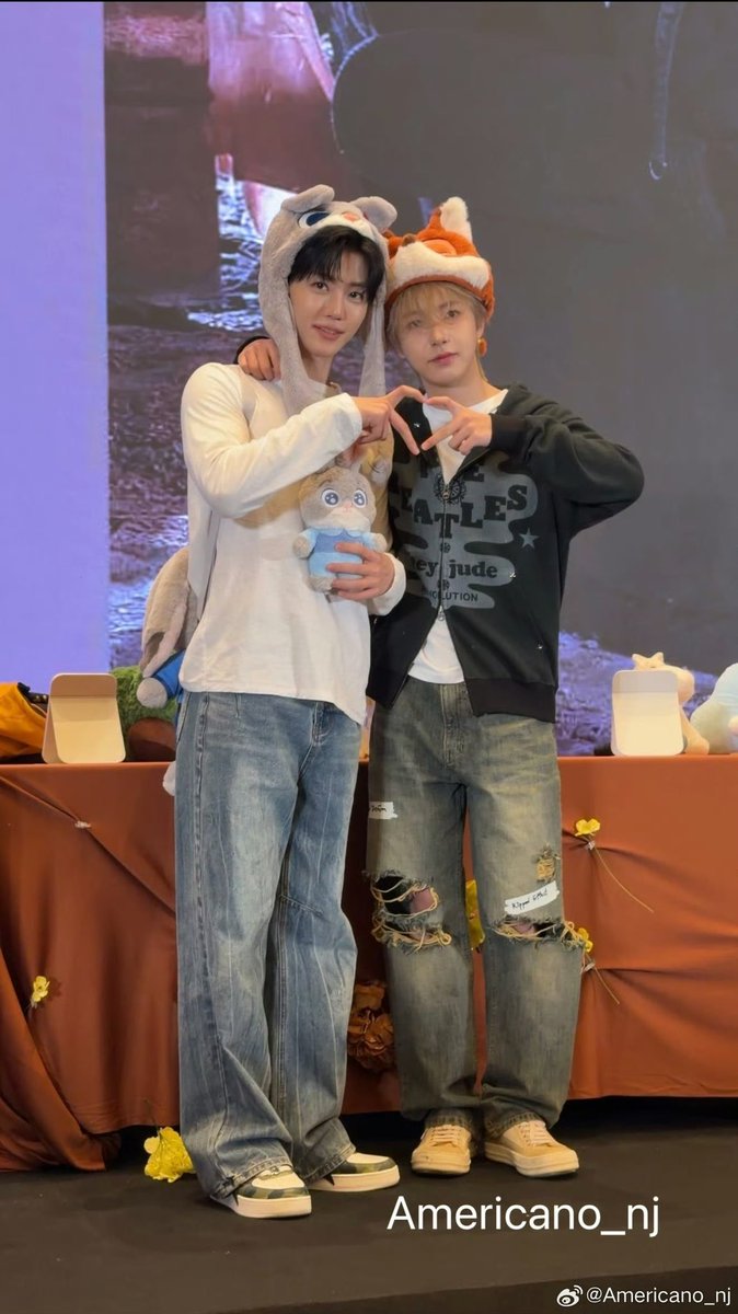 กร้ากกกกกกกกกกกก เริ่สเลยล่ะ นิคจูดี้ เสิร์ฟแล้วก่ะ >< 🐰🦊🐰🦊