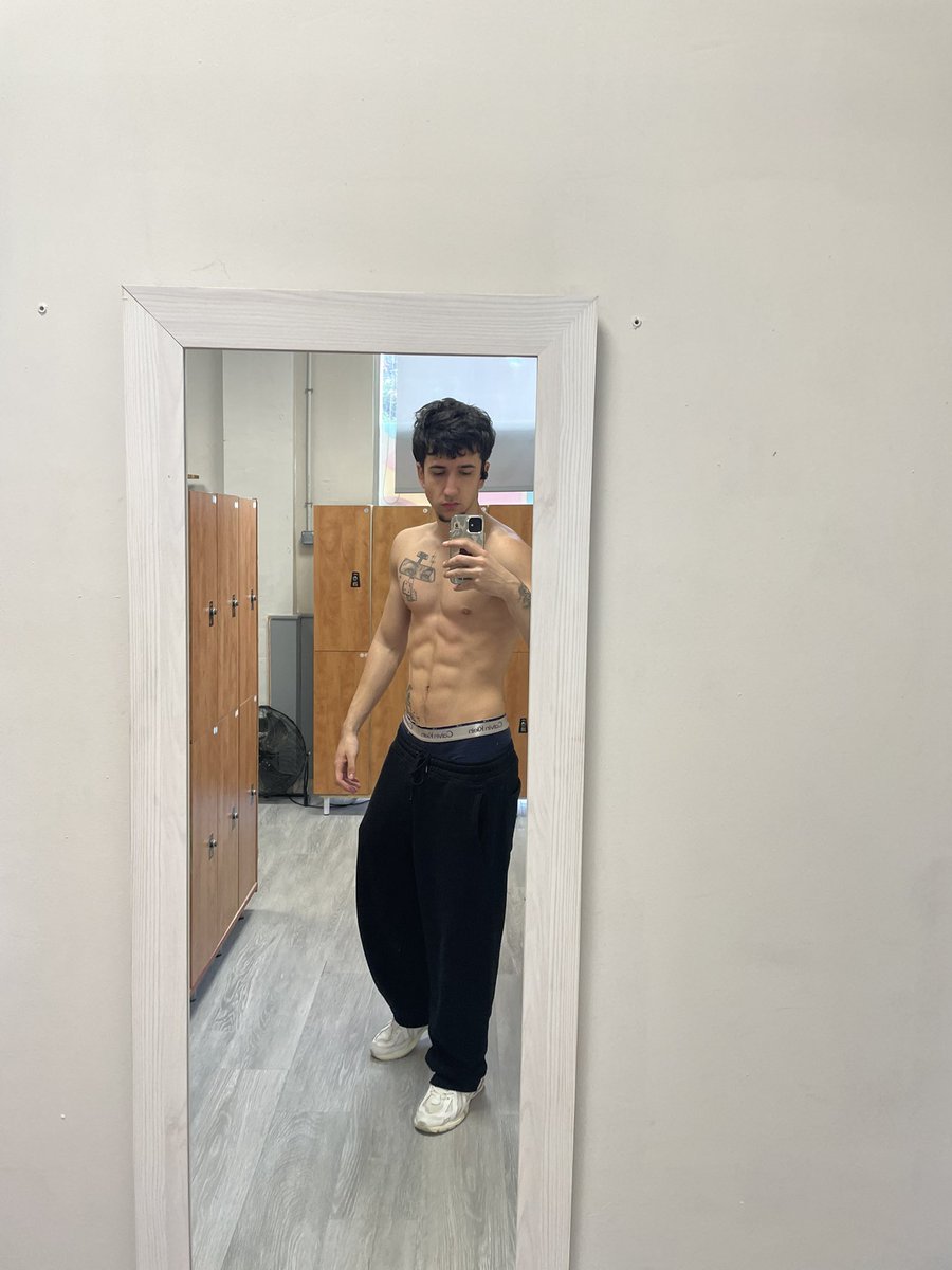Carles tweet media