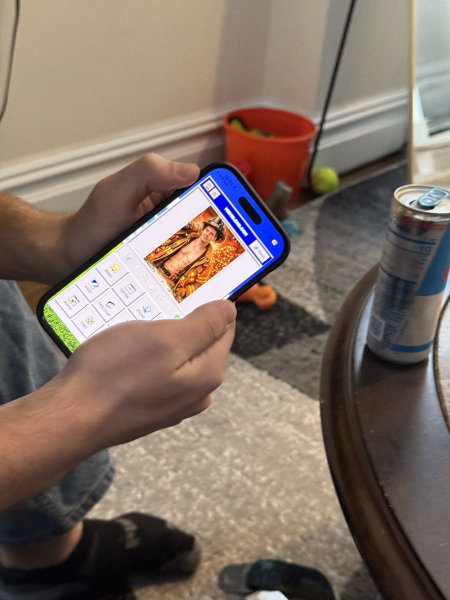 iamjasonlevin's tweet image. How to make sure your TestFlight runs well: 

Get a rocket scientist named @redbullfuturist to test your TestFlight 

The price: 1 Red Bull and some wagyu