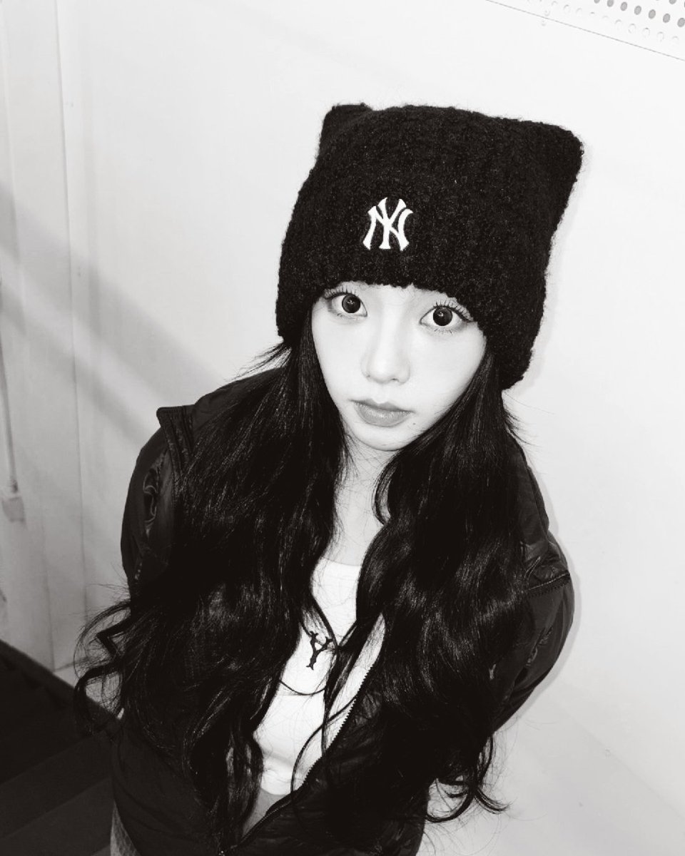 new cat found; #miong_miong! 🐾