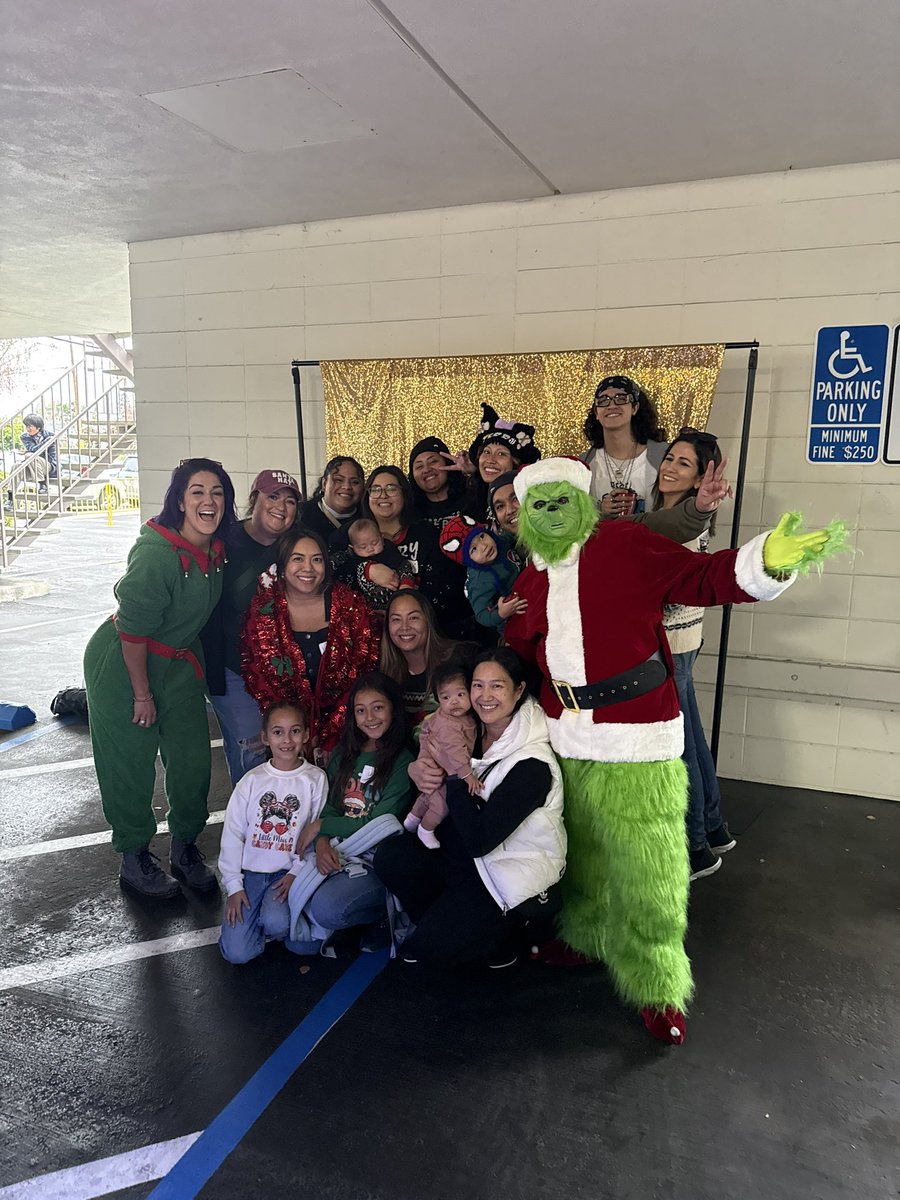 itsBayleyWWE's tweet image. Thank you so much to everyone who came out today. I’m at a loss for words. 
@ChildAdvocateSV