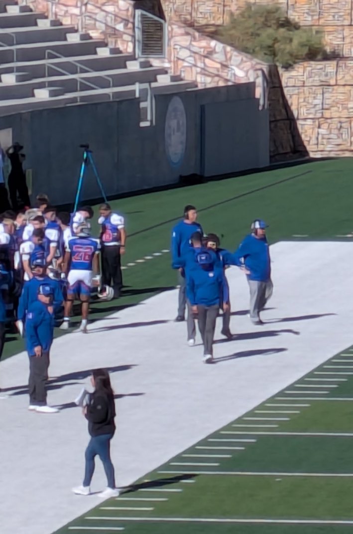 Coach Scott Veliz tweet media