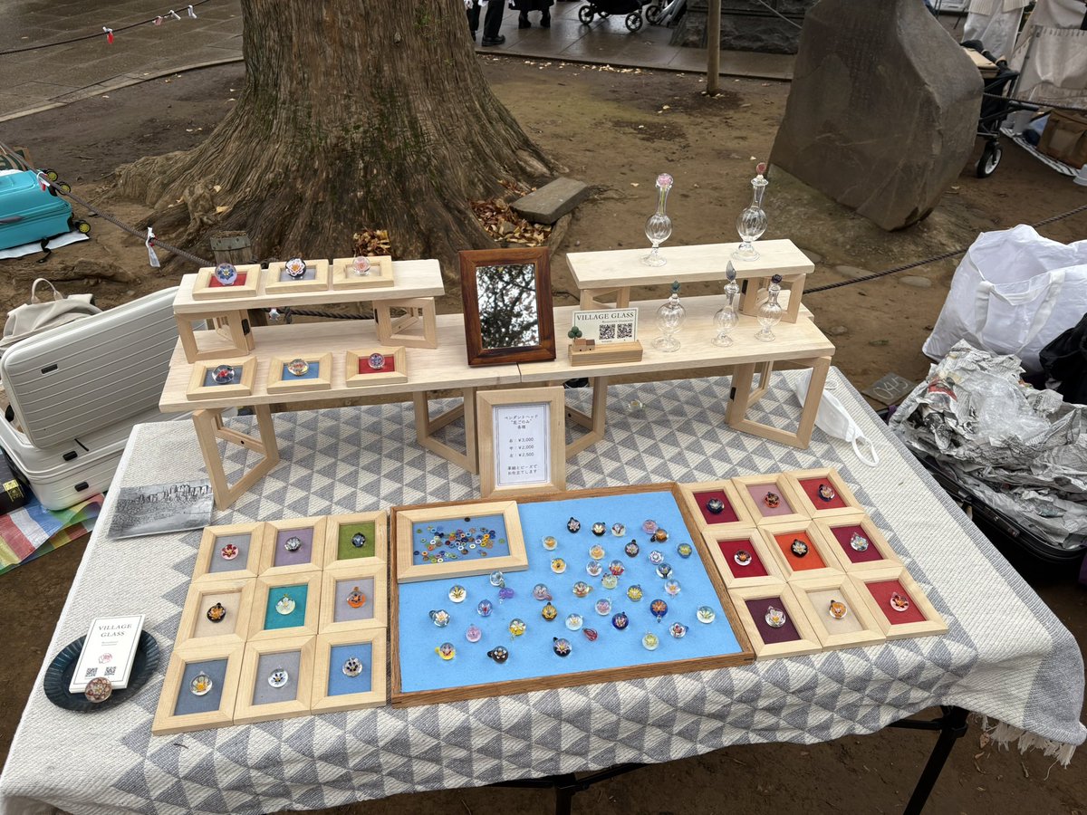 天気回復。

雑司ヶ谷手創り市に参加しています！！