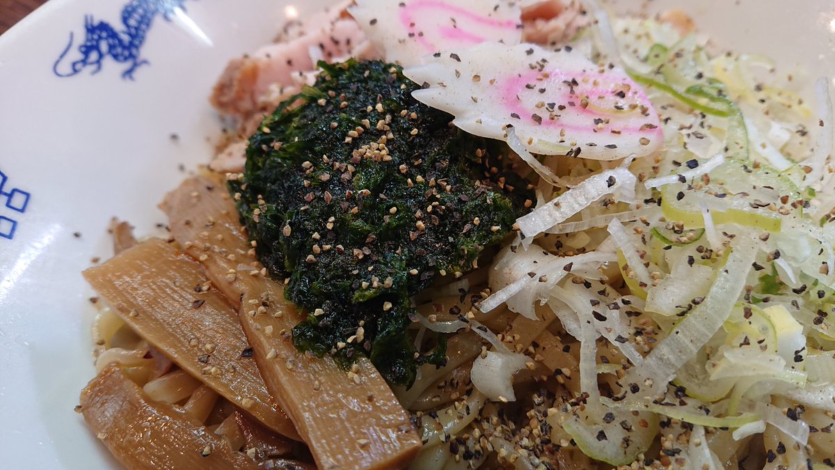 meitiru13's tweet image. 土浦・若松町、良温、生のりまぜそば・小！＆小ごはん！
嫁さんの生のりまぜそばも麺柔らかめでお願いしました。
生のりの風味とブラックペッパーが締めのスープ割りまで響いていました！