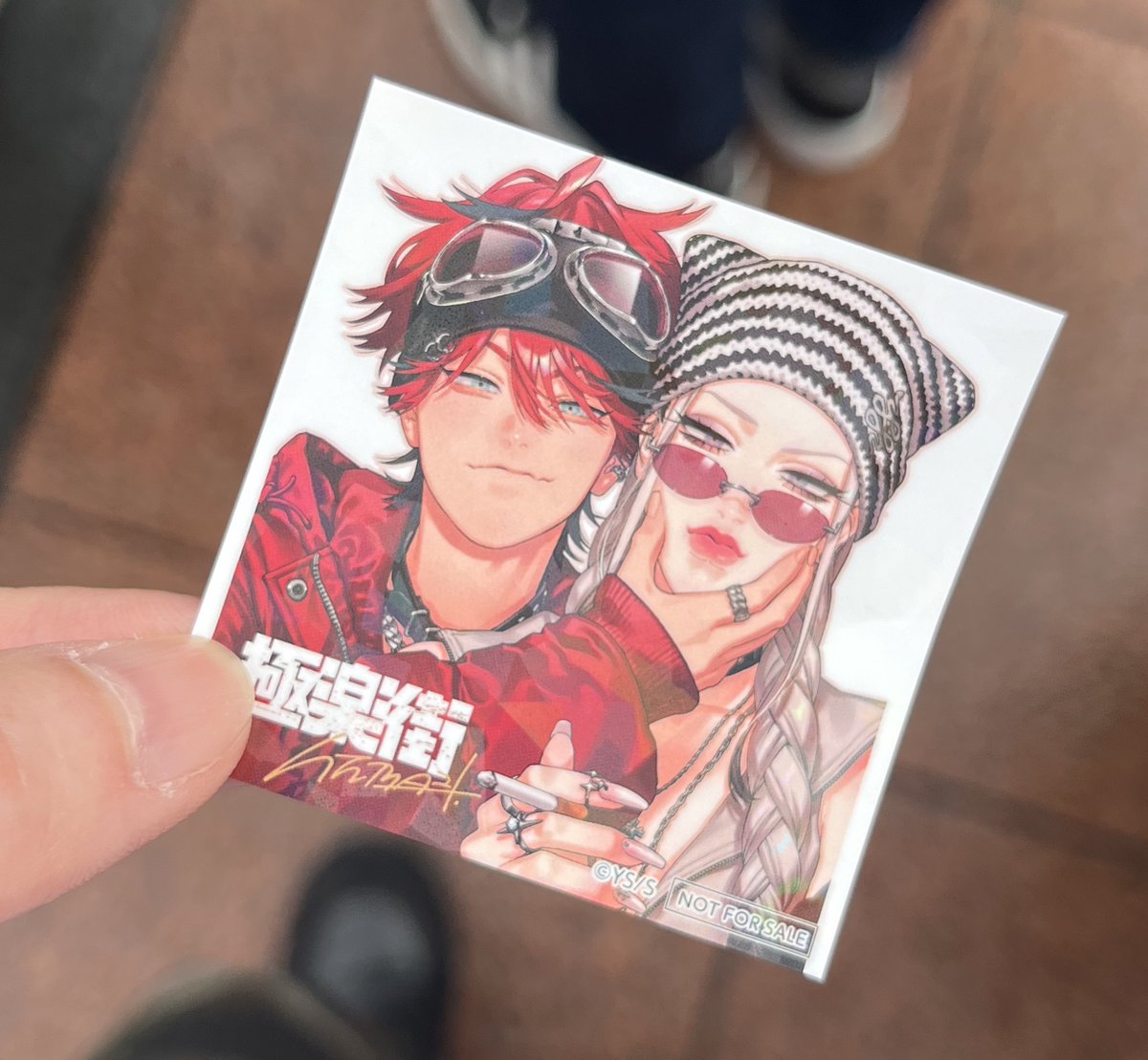 mi_kun10's tweet photo. @lucky34179yo 初めまして。検索より失礼します。
当方、SQ特製ステッカーの��楽街を所持しております。青エクとの交換は可能でしょうか？本日現地会場内手渡し可能です。ご検討よろしくお願いいたします。 https://t.co/FdYVYP1njT
