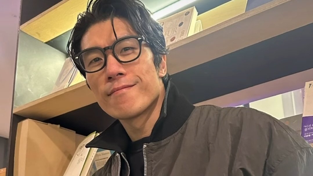 . • MERCENARY KIM tweet media