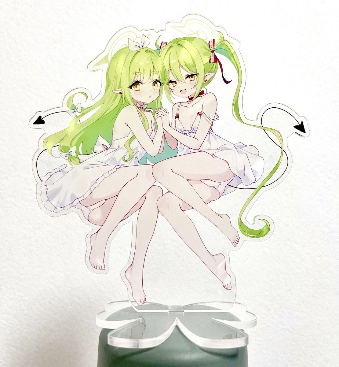 新しいアクスタめちゃかわいい〜🤍 