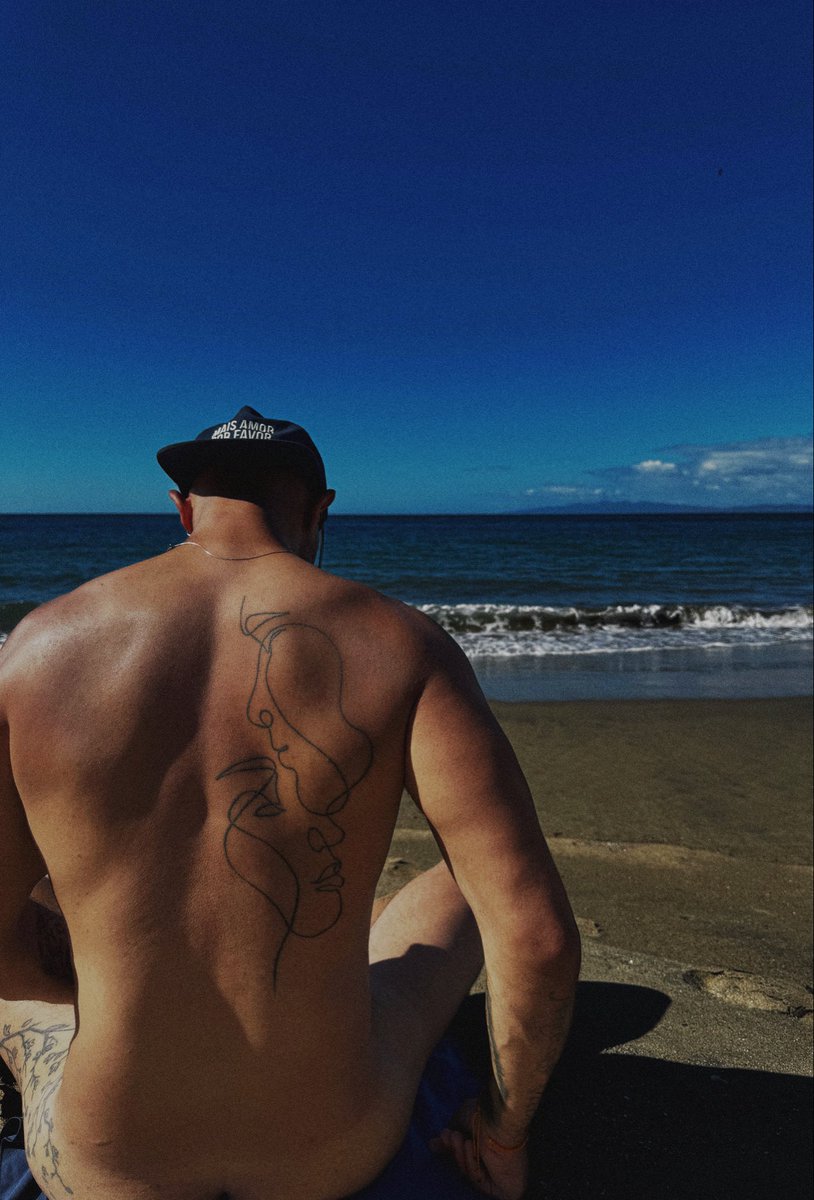 DougSF95's tweet image. #PlayaGringo 🇨🇷🌴