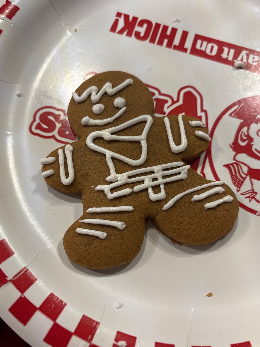 DOCMARVELLO's tweet image. my jonesy cookie
#Fortnite