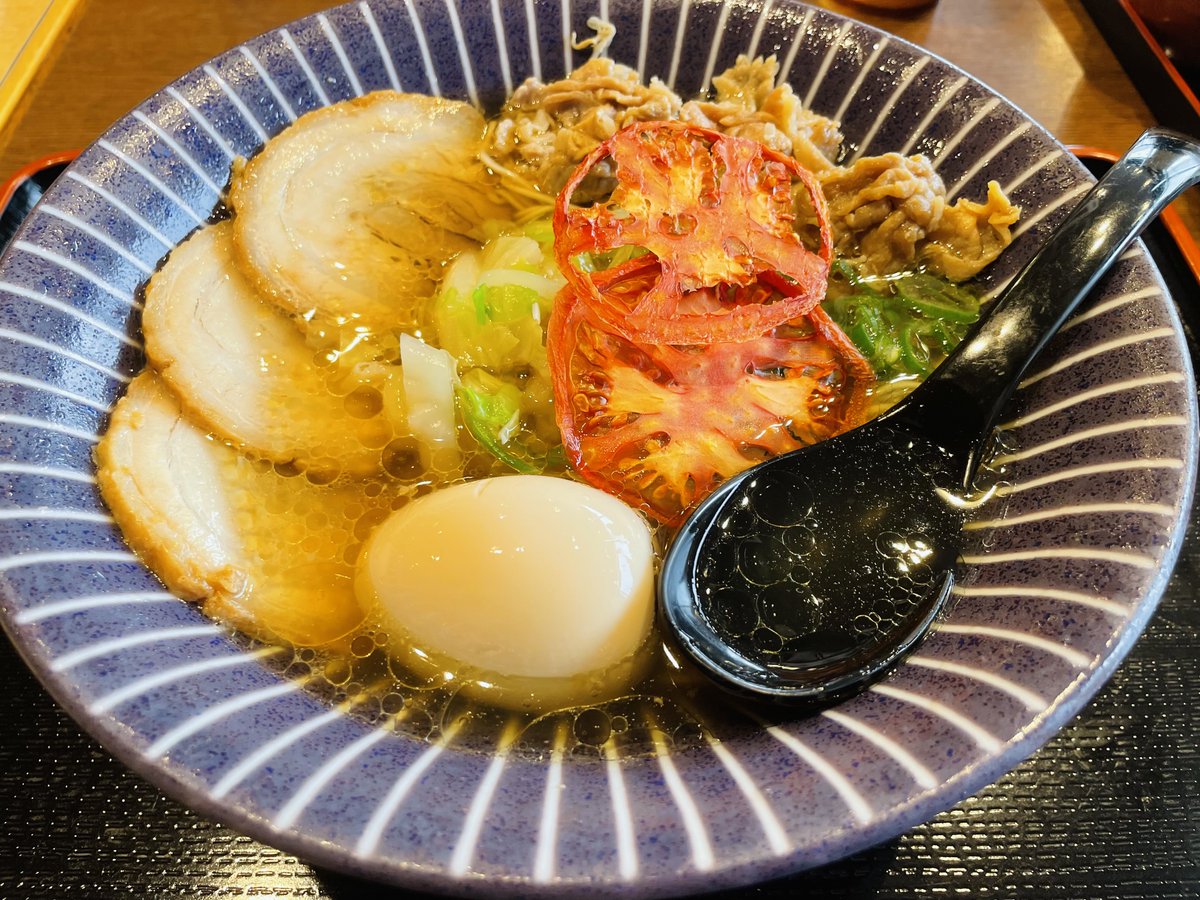 甲府に来たら食べたいご当地 特製やまなし源水ラーメン 🍜 今日も