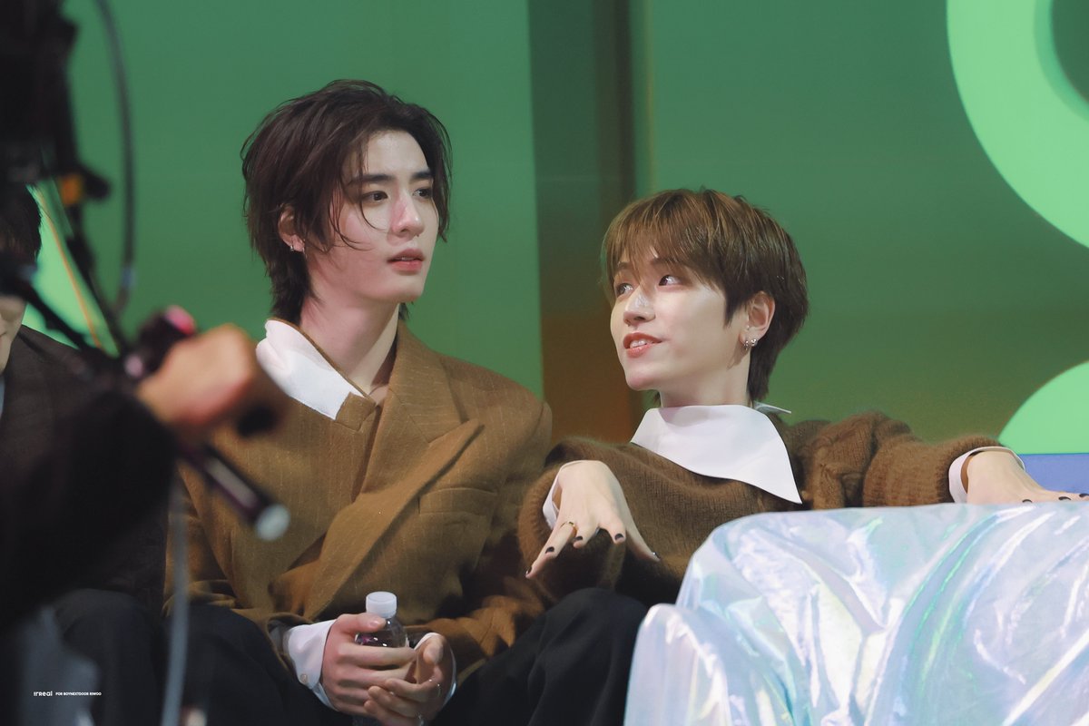 Irreal1022's tweet image. 251220 HD #포토리우
#보이넥스트도어 #리우 #이한
#BOYNEXTDOOR #RIWOO #LEEHAN