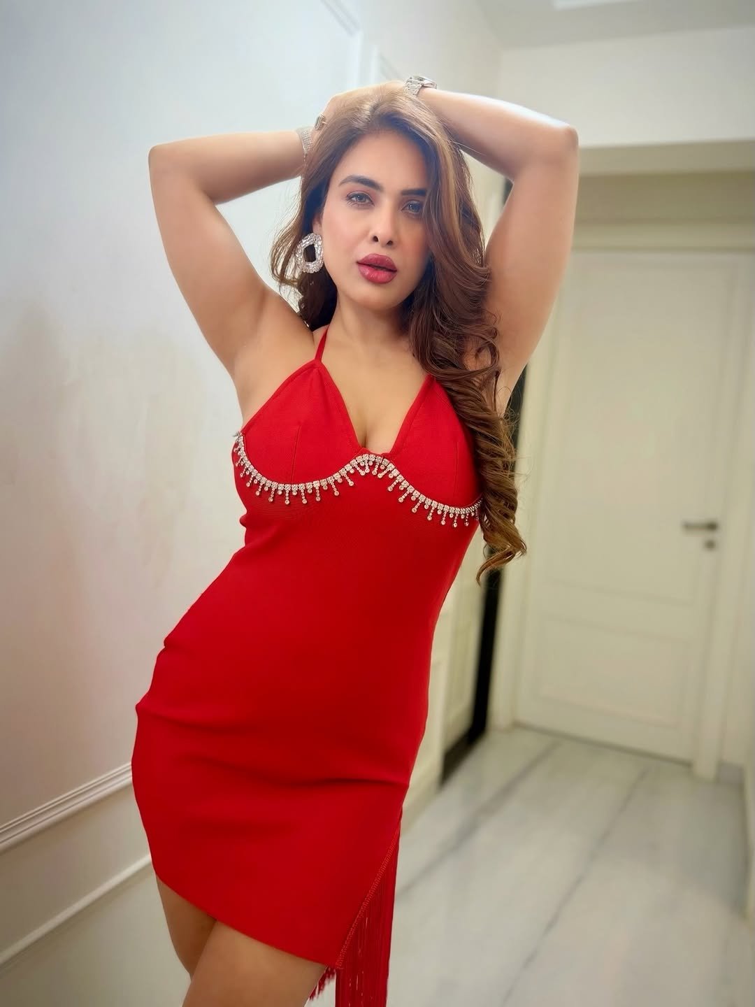 G8qLRfvbMAIGA0a?format=jpg&name=large