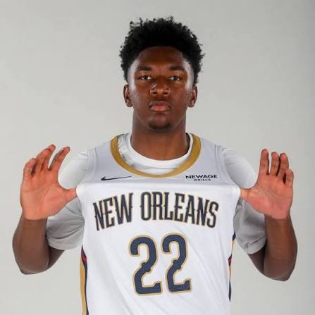 Derik Queen Tonight: 

17 PTS 
10 REB
4 AST 
100% FG (8-8) 
100% 3 PT (1-1) 

Problem