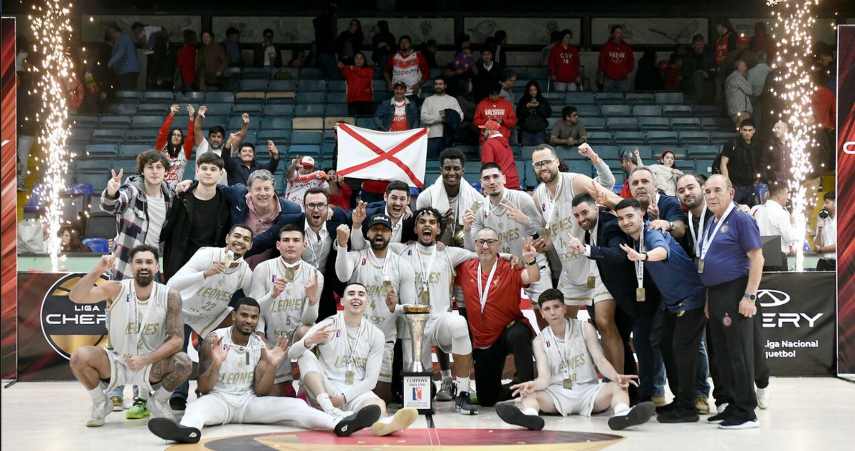 Quilpué es una fiesta: Los Leones vencen a Valdivia y son campeones de la Liga Nacional de Básquetbol.
biobiochile.cl/noticias/depor…