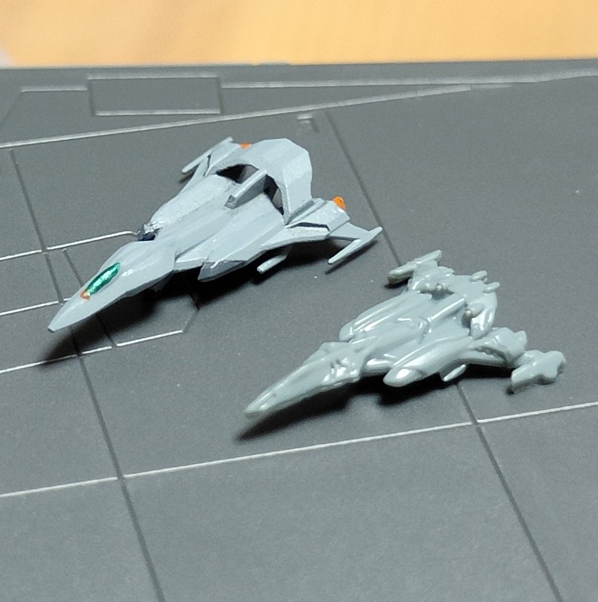 1/1000コスモパイソンセット 本日18時まで販売中です。 プラモデルと