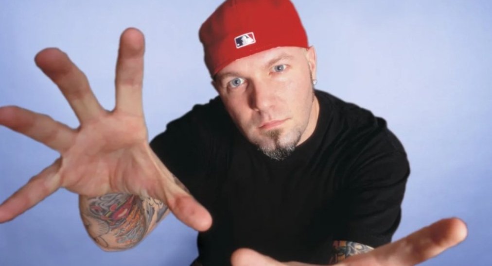 Average2dmax tweet media