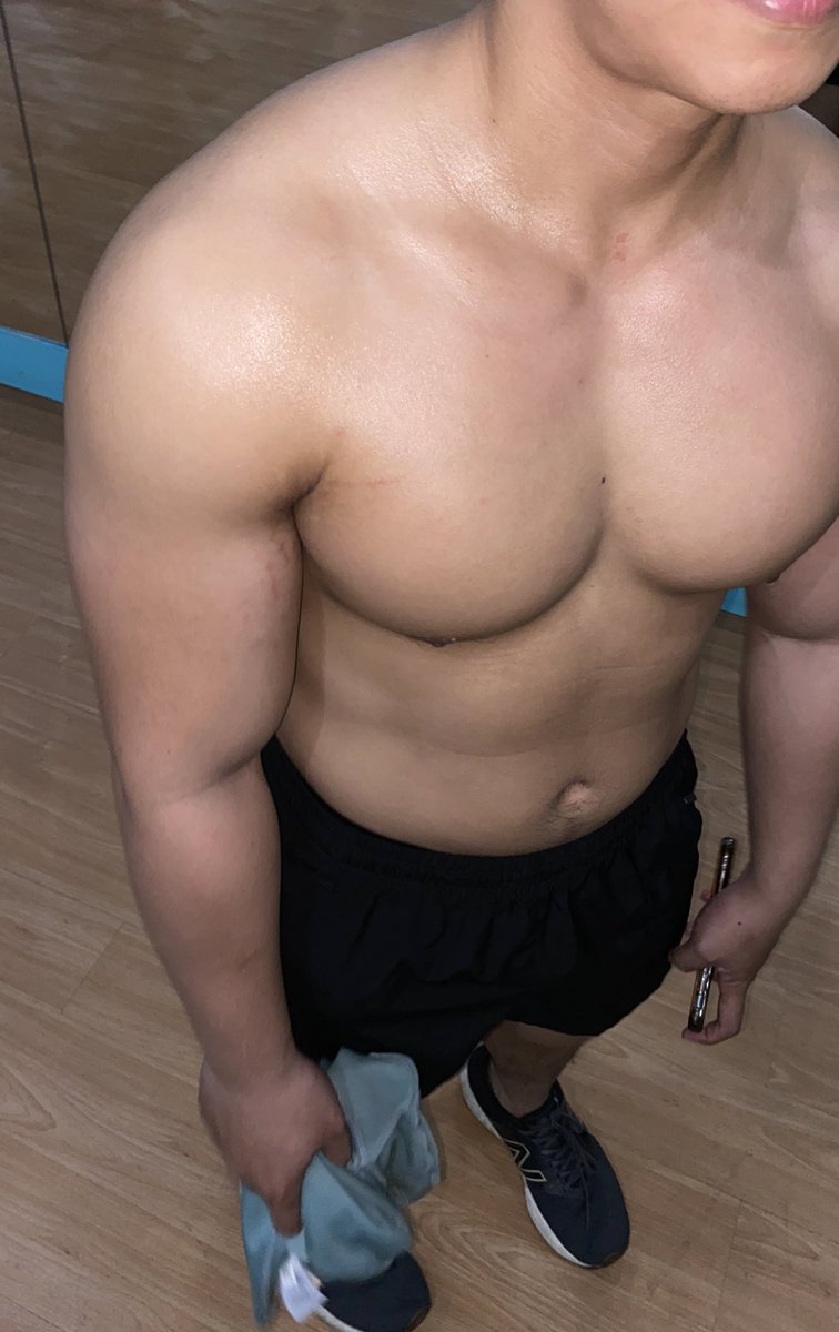 Zee (@zeemangatt) on Twitter photo 