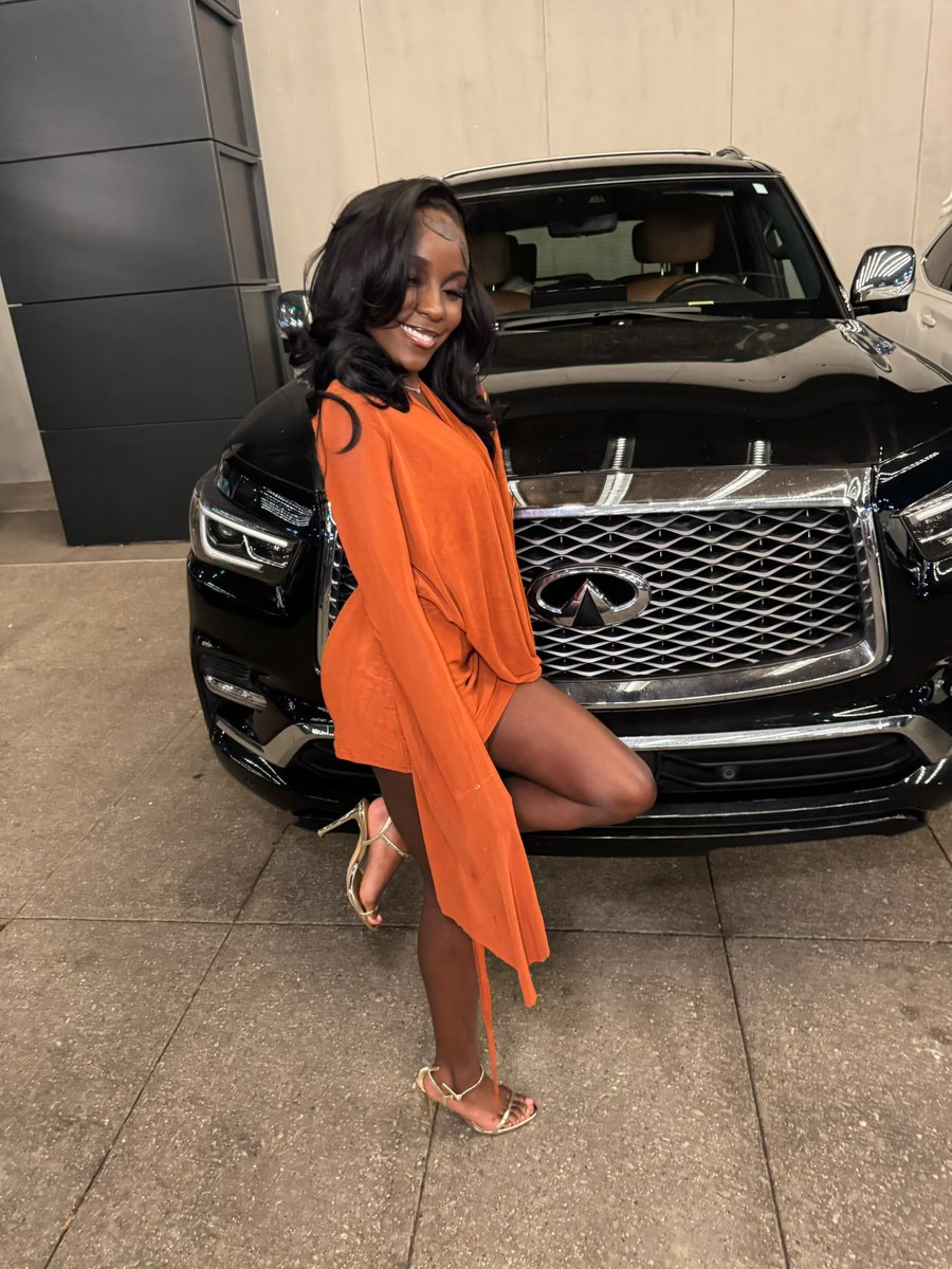 therealrennee's tweet photo. Shawty bad asl and got motion ⭐️⭐️⭐️⭐️⭐️ https://t.co/ptgIEnjPbr