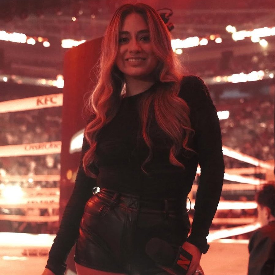 AllyBrookeOn's tweet photo. IG • “AN UNBELIEVABLY SPECIAL NIGHT
I hadn't sang the anthem in very long
have the most gratitude for @netflix &amp; to @jakepaul &amp; team for having me
u have no idea
&amp; miami WILL ALWAYS BE SPECIAL TO ME
CANNOT WAIT FOR 2026” 

Ally via Instagram https://t.co/0jHhcdPUHp