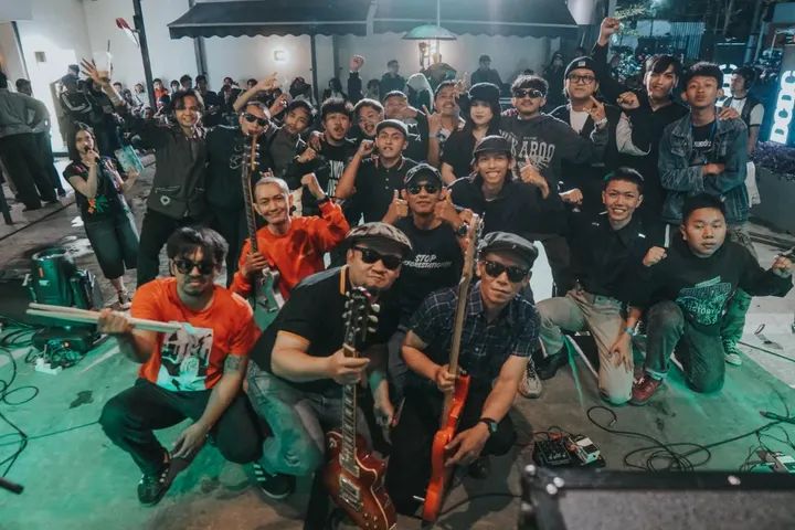 RNTNR FC tweet media