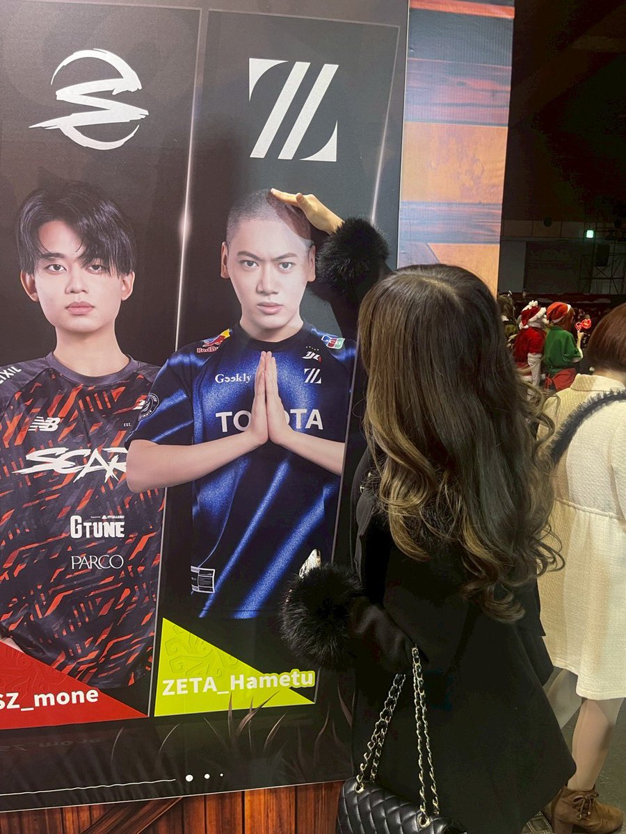 Riii_36_'s tweet photo. プレイオフDay1に行ってました💖✨
どの試合でも白熱しててほんとに楽しすぎたーー；；🎶今回魔女戦多くてほんとに嬉しかった🥹
純情珈琲さんに手にサイン書いてもらって写真も撮って貰えて嬉しかったですo̴̶̷̤ o̴̶̷̤

とりあえずはめつくんの頭撫でて優勝祈願してきました🧑🏻‍🦲
#ZETAWIN #IJLWIN https://t.co/24aGp7b8FU