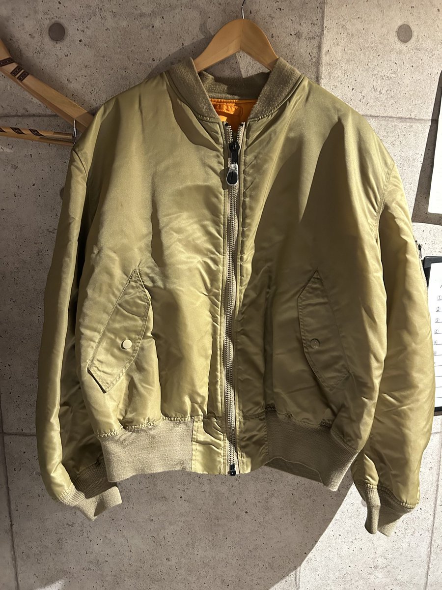 ご確認専用ですm(._.)m 最近買った古着の謎MA-1。 これだけネットに情報が溢れているのに
