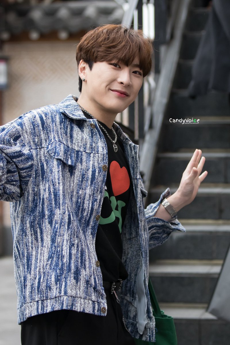 CandyVoice_'s tweet photo. [🎂 2025.12.20] @DNT_ChiHo 💚
#HappyChihoDay 
#디엔티 #치호 #チホ 
#너의목소리는모두를사로잡는캔디보이스 https://t.co/jXZ52H43kM