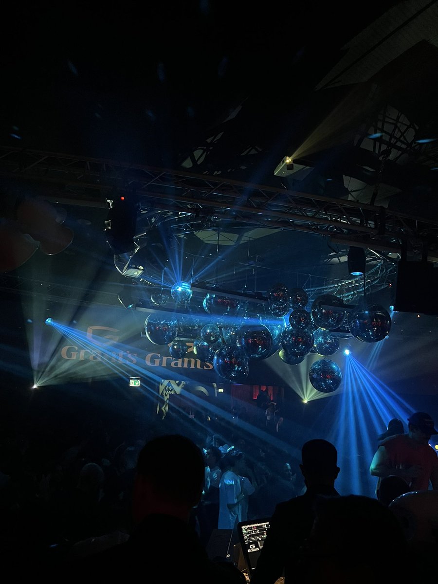 Drop your $SOL address 

I'm paying your night out