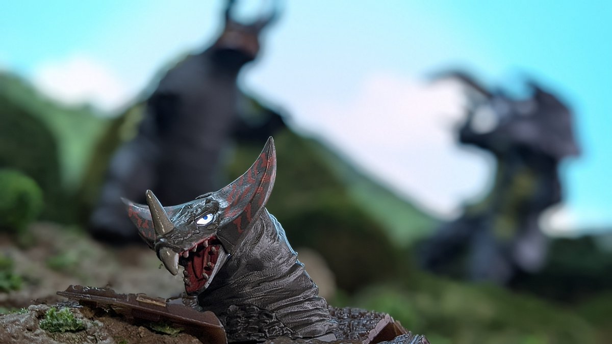 お昼の宣伝です】 ゴモラは、ウルトラマン 究極円谷怪獣博覧会の