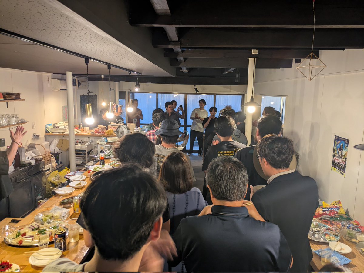 onsenshark_en's tweet image. Aso Oguni Town's Grand Welcome Party
#hotspringshark
#hotspringsharkattack
#onsenshark
#温泉シャーク