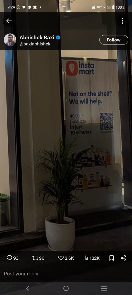 Don't miss the subtle marketing standee. <a href="/SwiggyInstamart/">Guess Who?</a> has deliberately stocked fewer products in the store and highlighted that they can deliver 40,000+ products when you order on the app. #Swiggy #Instarmart